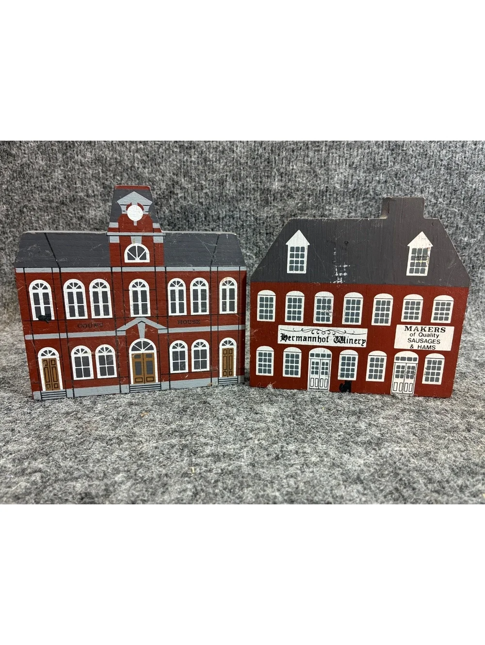 Liberty Street Series Wooden 1988 Cats Meow County Courthouse Hermannhof Winery